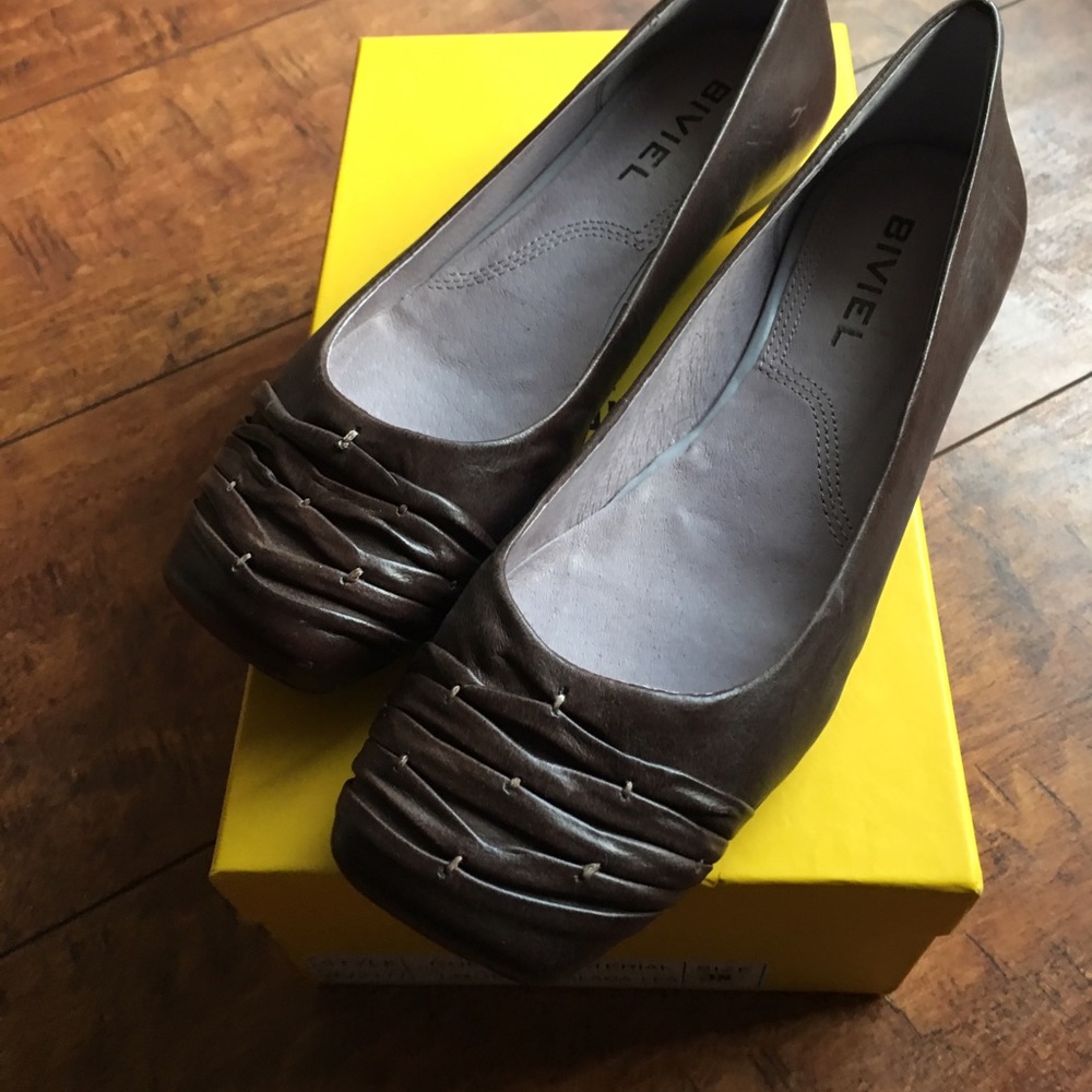 BIVIEL flats